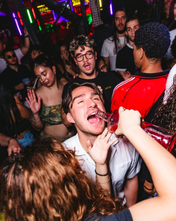 baila baila 08